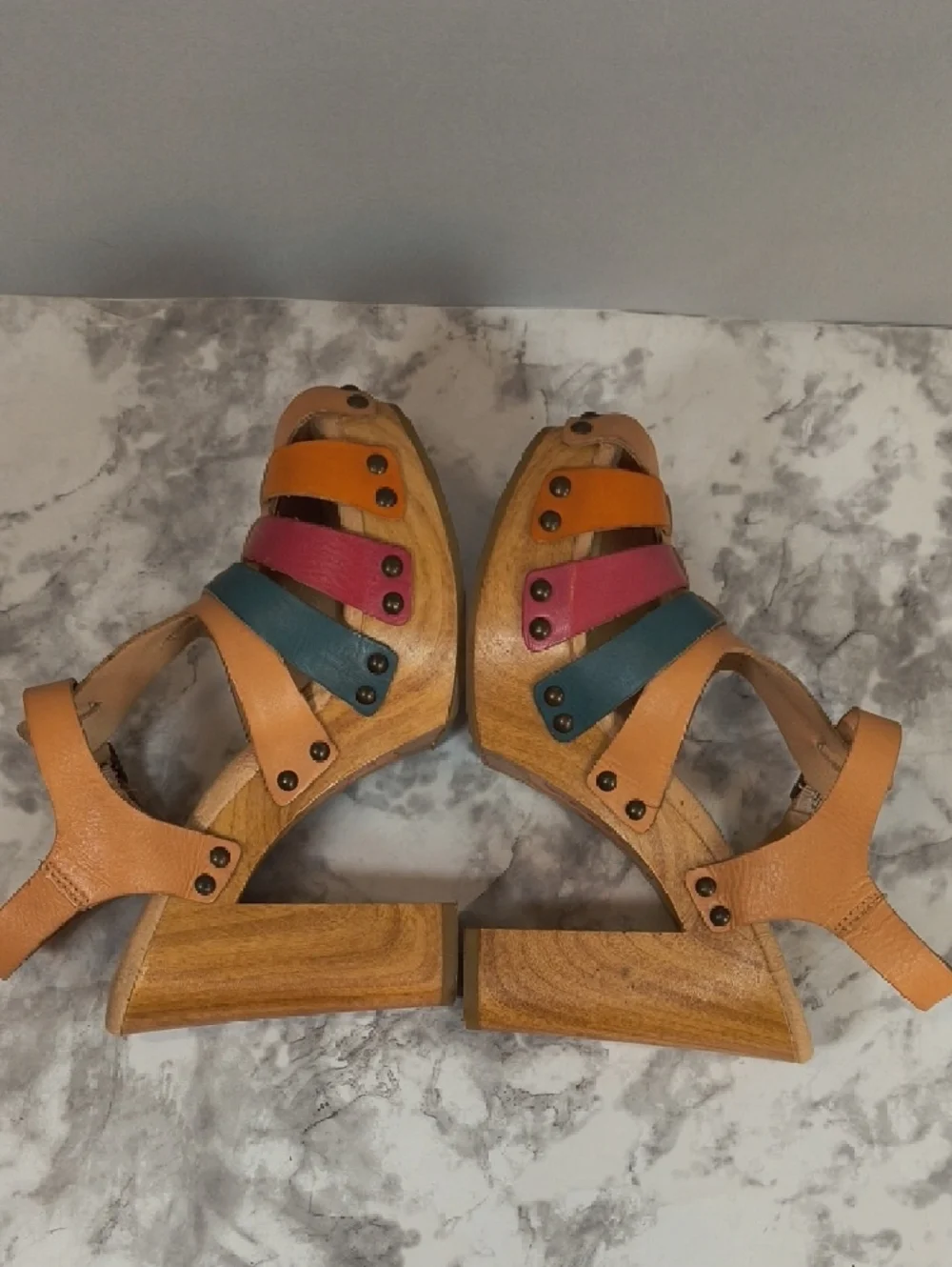 Women’s Multi-Color Leather Platform Sandal - Tan